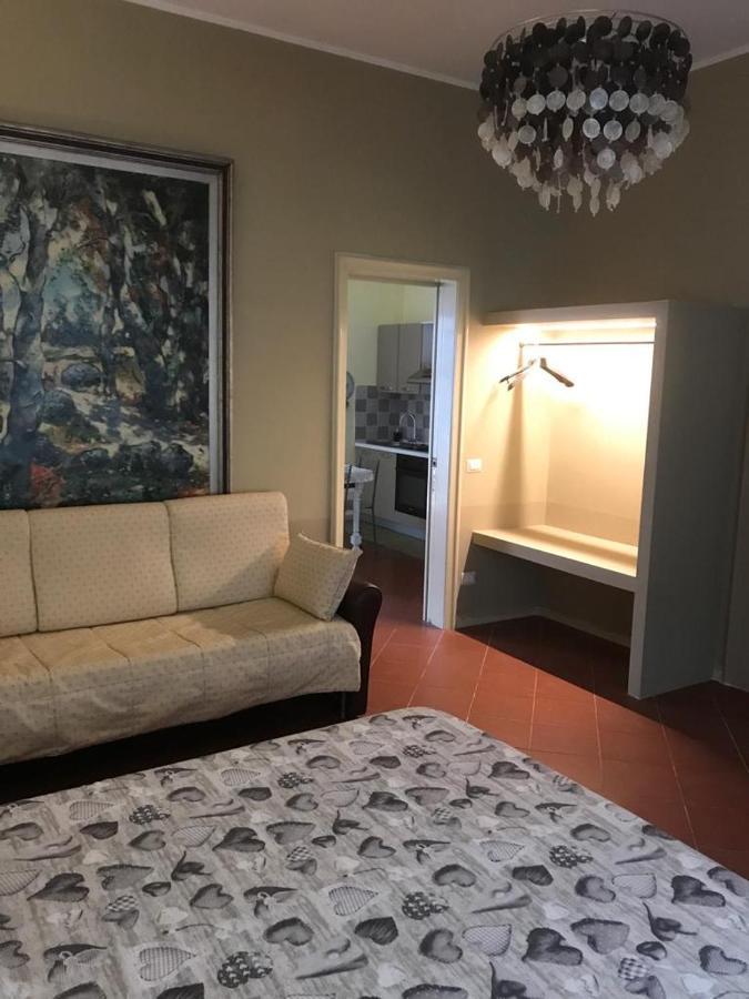 Villa Domus Salento Suites & Rooms Con Parcheggio Privato In Loco Lecce Exteriör bild