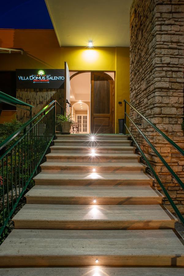 Villa Domus Salento Suites & Rooms Con Parcheggio Privato In Loco Lecce Exteriör bild