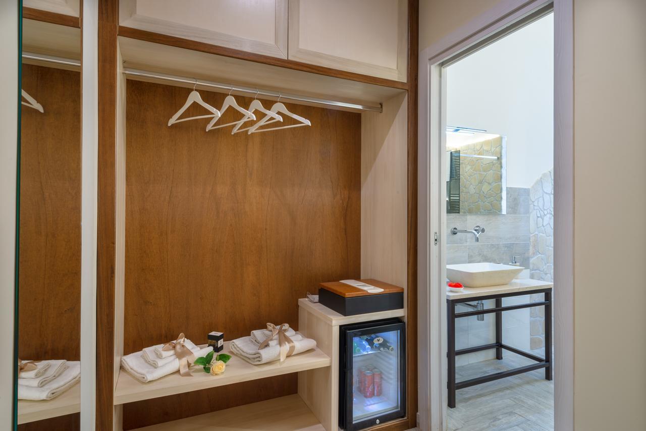 Villa Domus Salento Suites & Rooms Con Parcheggio Privato In Loco Lecce Exteriör bild