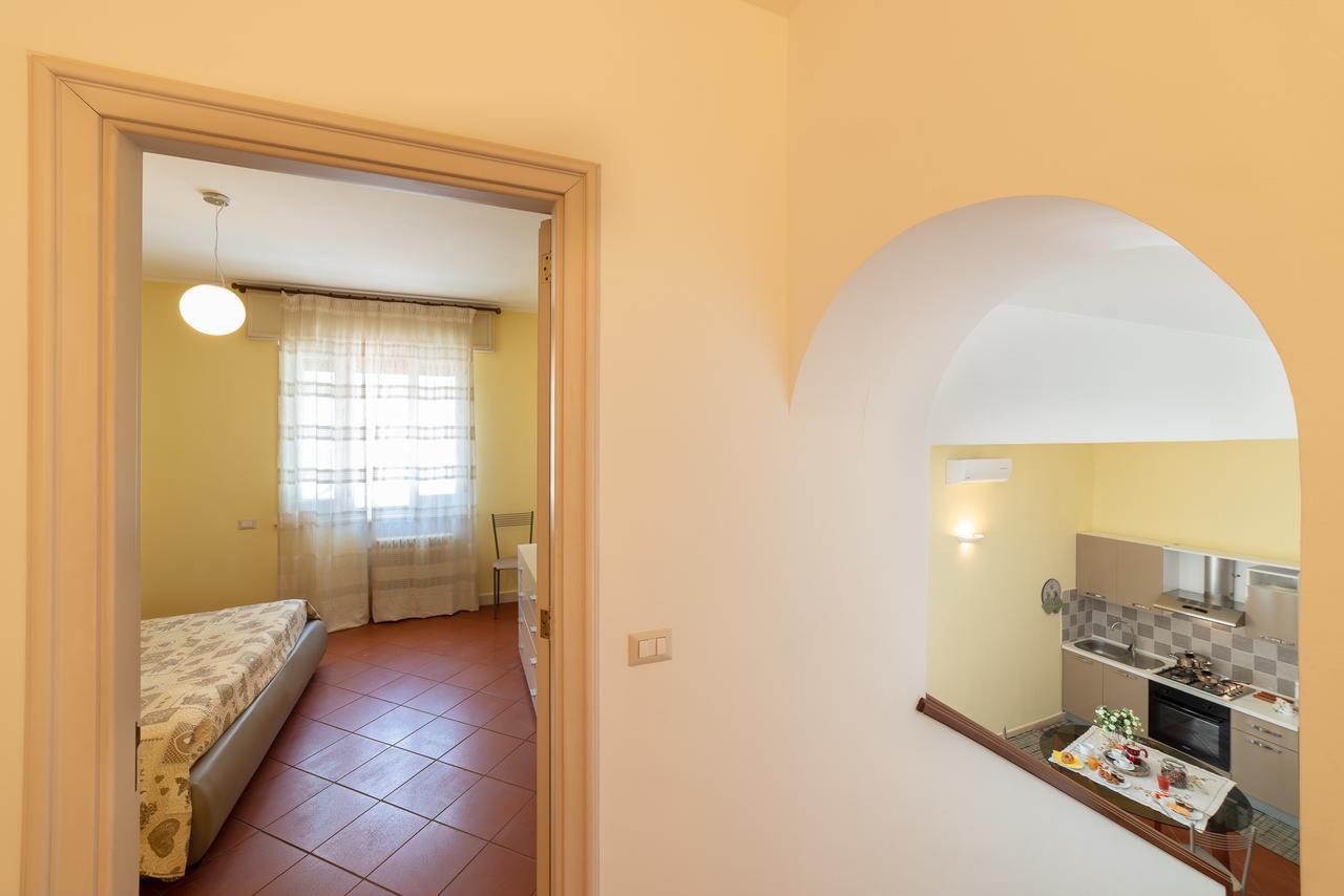 Villa Domus Salento Suites & Rooms Con Parcheggio Privato In Loco Lecce Exteriör bild