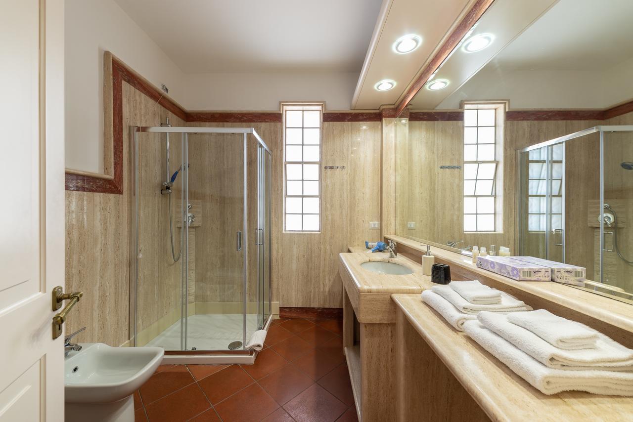 Villa Domus Salento Suites & Rooms Con Parcheggio Privato In Loco Lecce Exteriör bild